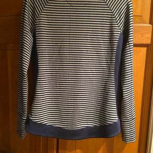 Vineyard vines zipper pullover M